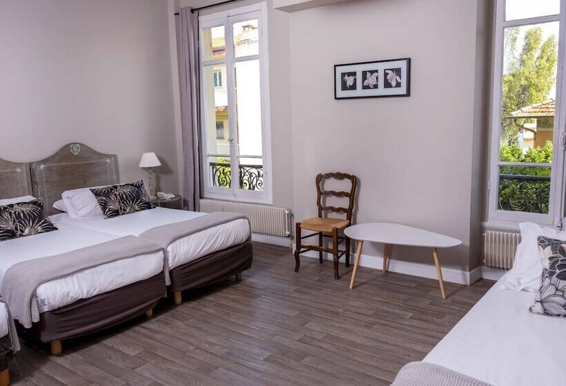 בית מלון כפרי Hôtel Le Provençal