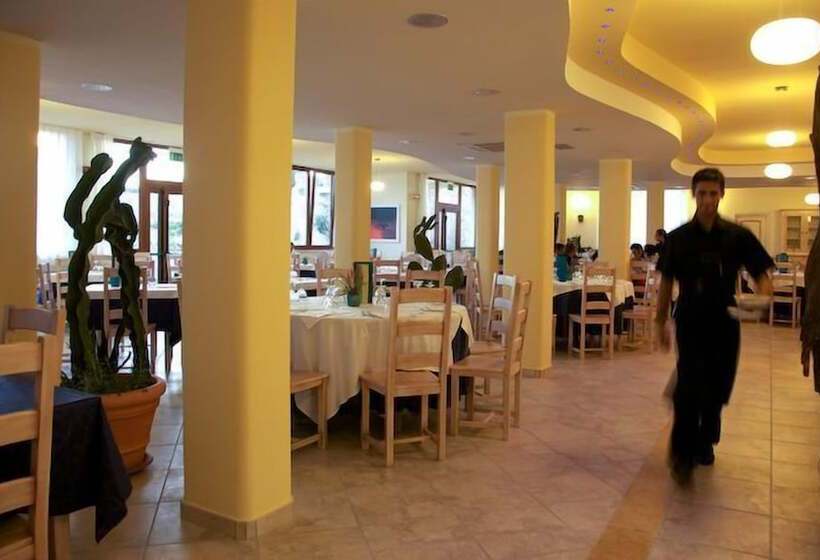 בית מלון כפרי Raffael Phg