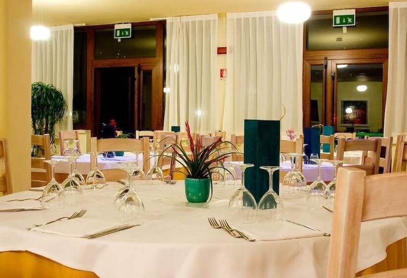 בית מלון כפרי Raffael Phg