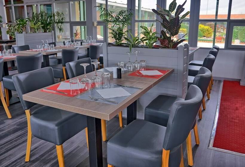 فندق Restaurant Les Jardins D Epône