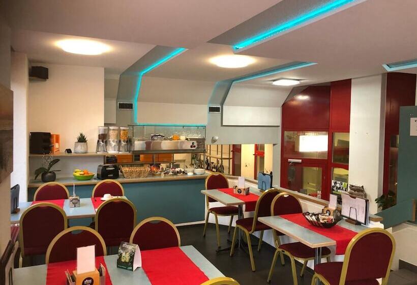 Отель Restaurant Passage