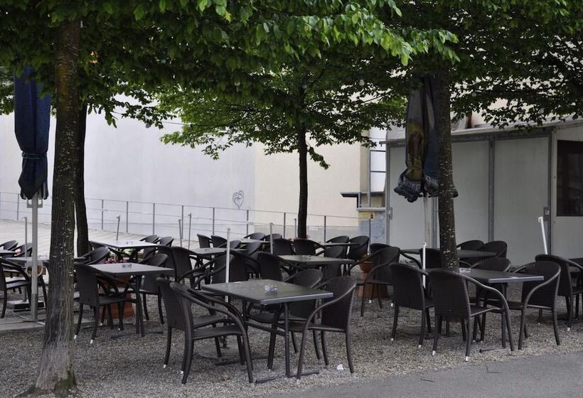 Отель Restaurant Passage