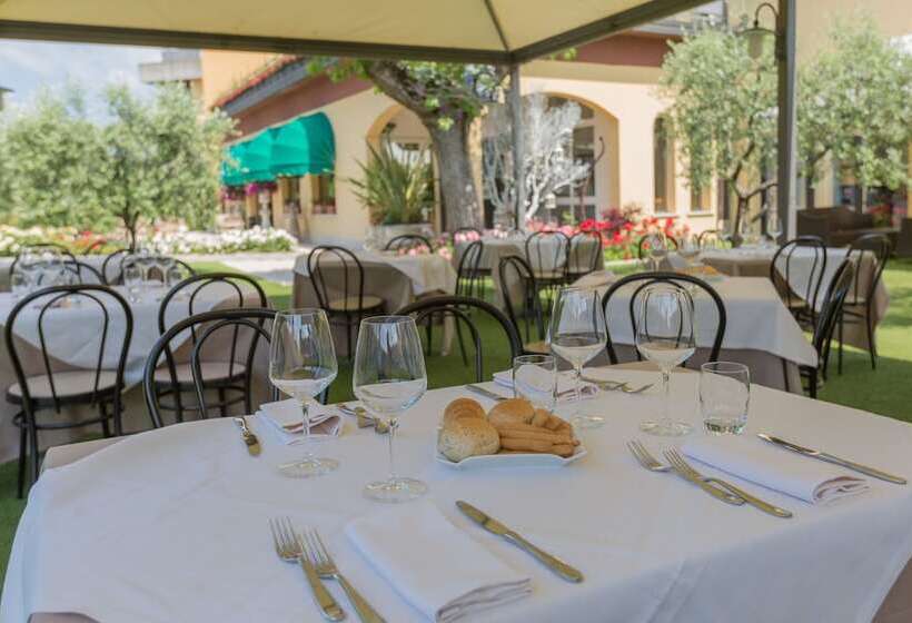 호텔 Ristorante Al Fiore