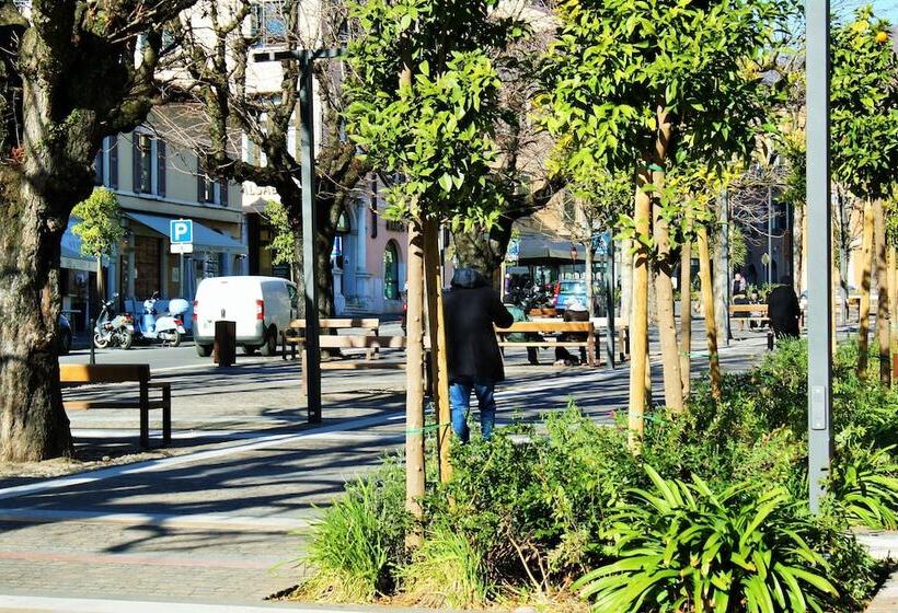 호텔 Ristorante Commercio