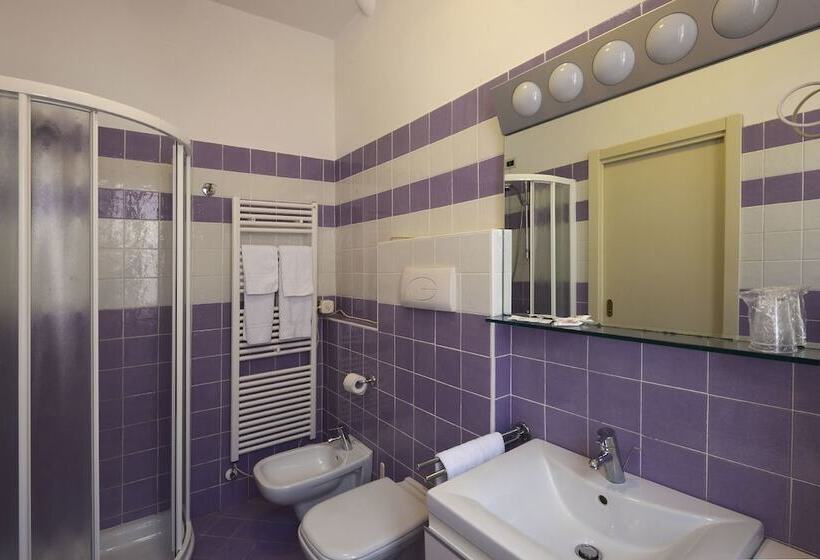 호텔 Ristorante Commercio