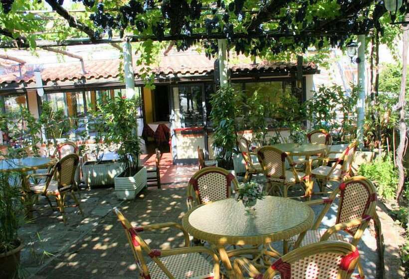 酒店 Ristorante La Pergola