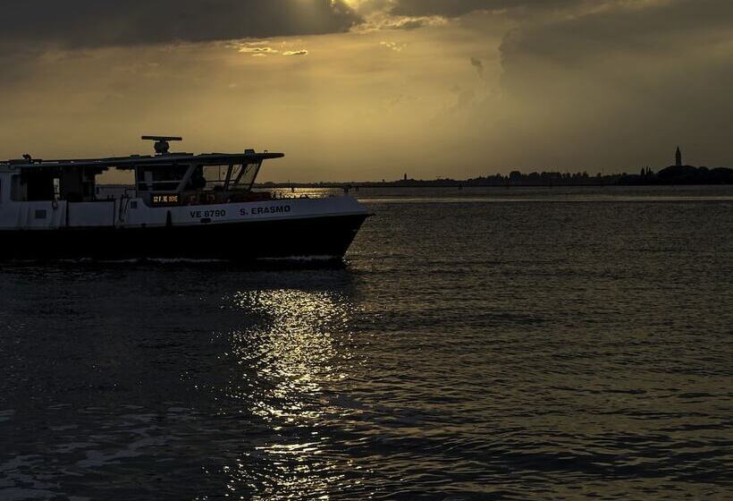 Отель Rosanna 3 Stelle Superior