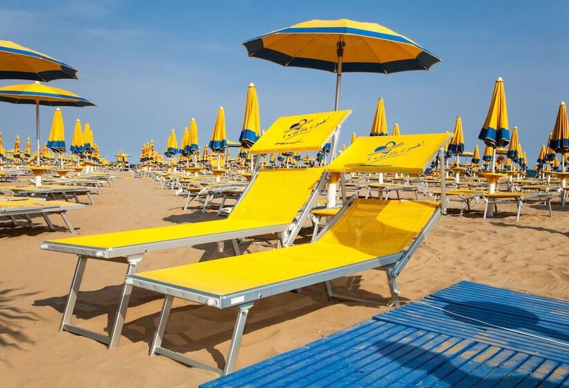 Отель Rosanna 3 Stelle Superior