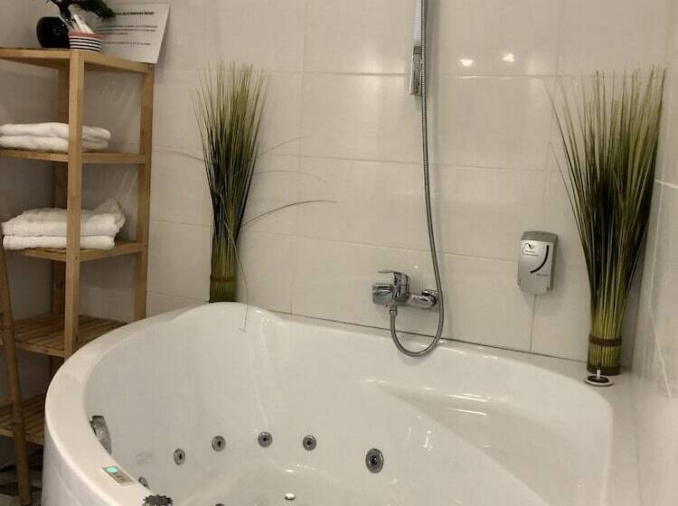 فندق Saint Louis