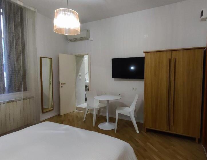 בית מלון כפרי Stella Casabono