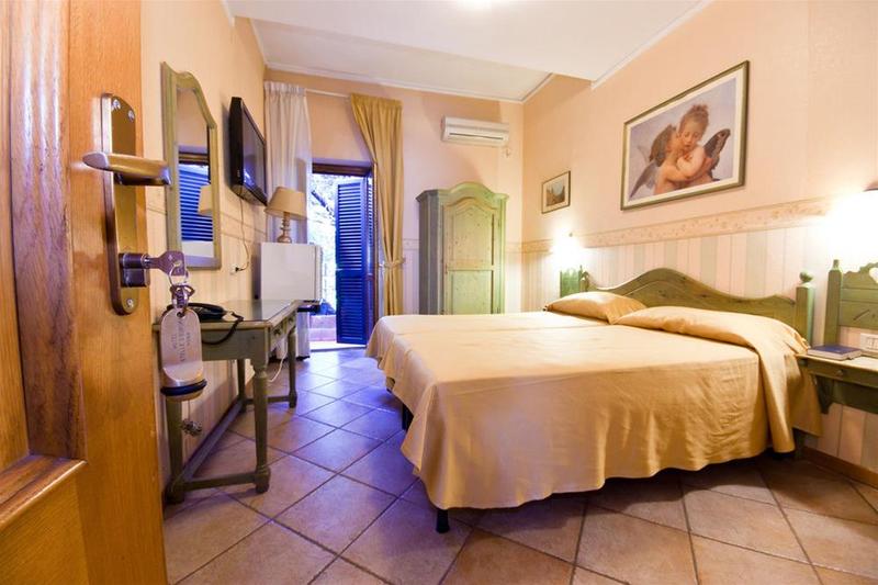 هتل Stelle D'europa