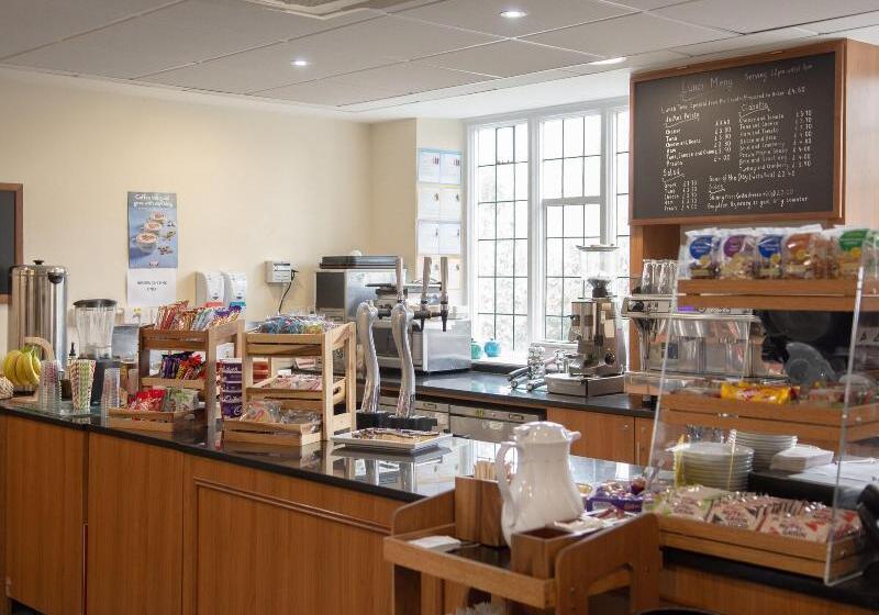 酒店 The Management Centre