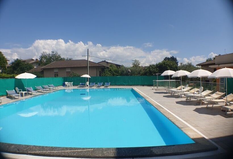 בית מלון כפרי Trasimeno Bittarelli