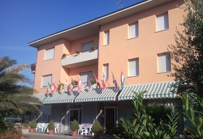 בית מלון כפרי Trasimeno Bittarelli