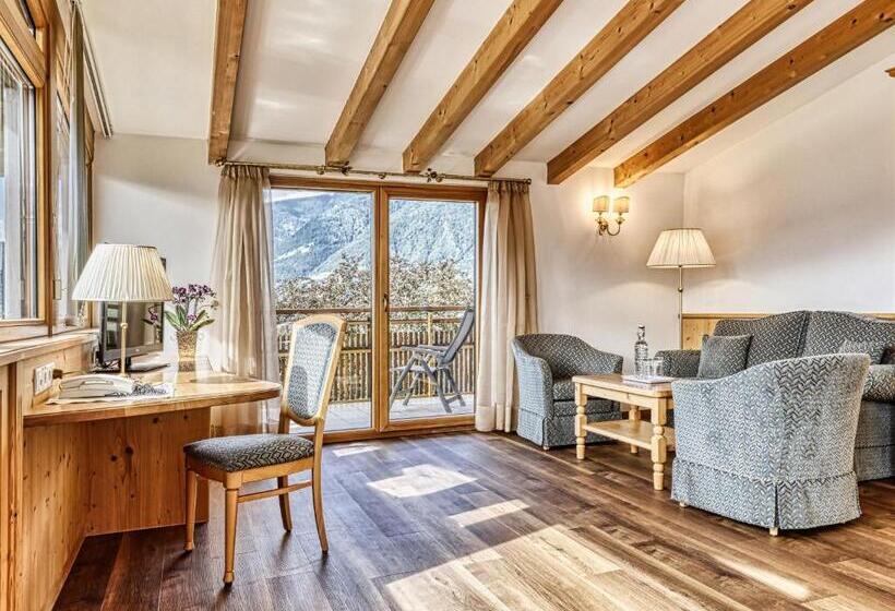 Отель Traubenheim