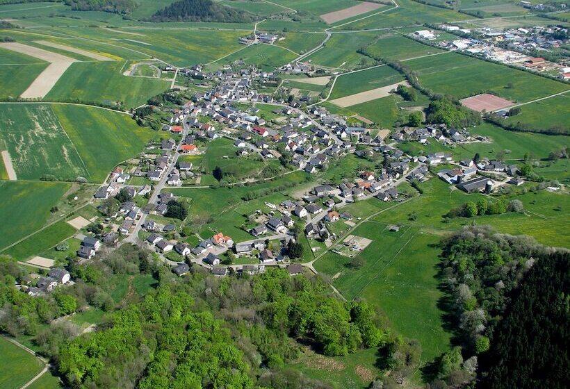 בית מלון כפרי Und Landgasthof Zum Bockshahn