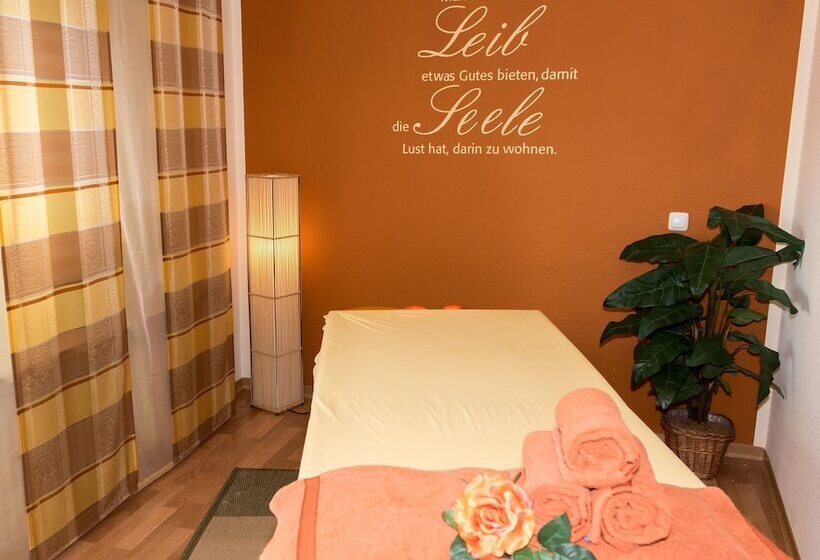 בית מלון כפרי Und Landgasthof Zum Bockshahn