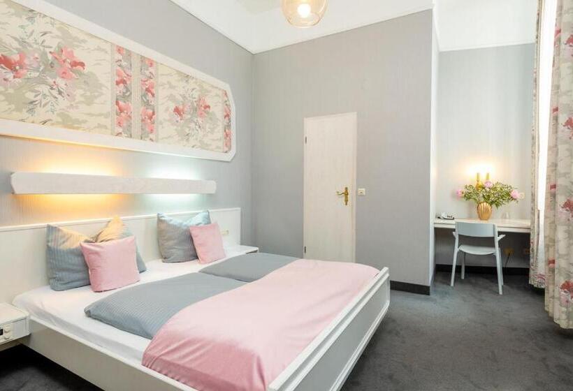 W22 Hotel Am Kurfürstendamm