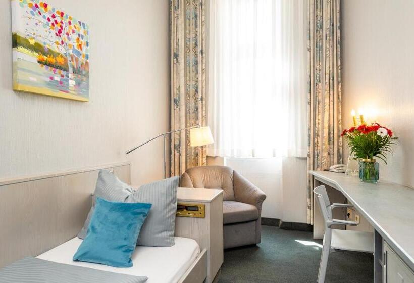 W22 Hotel Am Kurfürstendamm