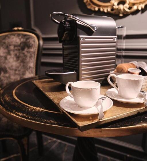 Отель Zia Piera