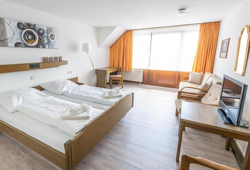 فندق Zum Goldenen Fässchen