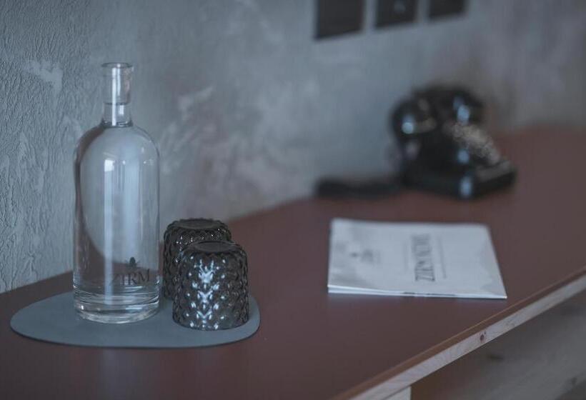 Kronplatz Resort Berghotel Zirm