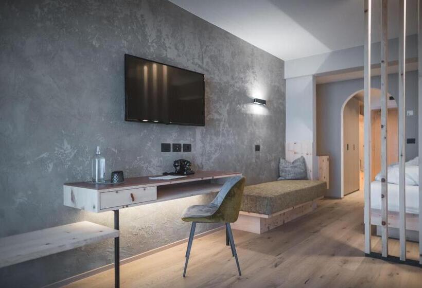 Kronplatz Resort Berghotel Zirm