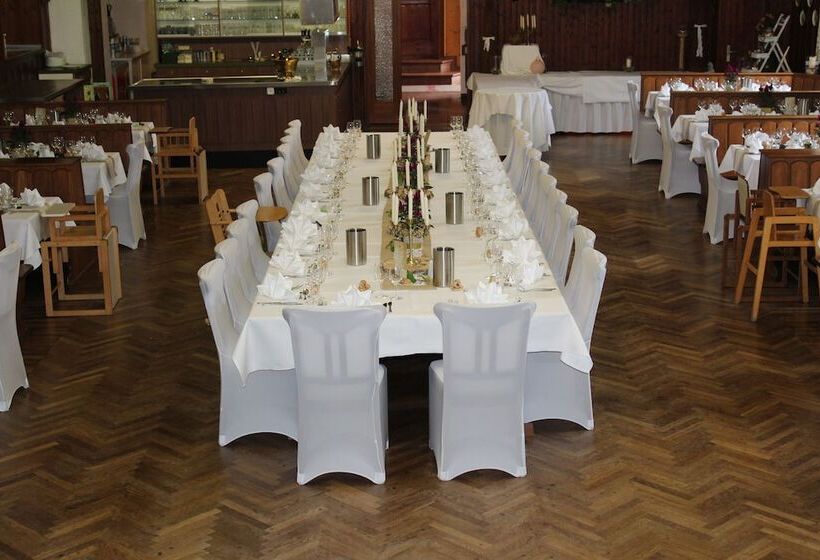 Land Gut Hotel Forsthof