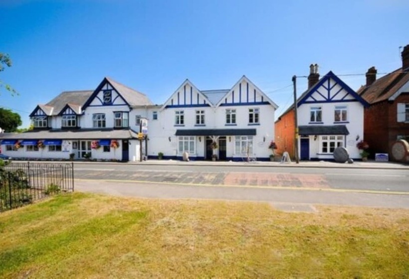 Penny Farthing Hotel & Cottages