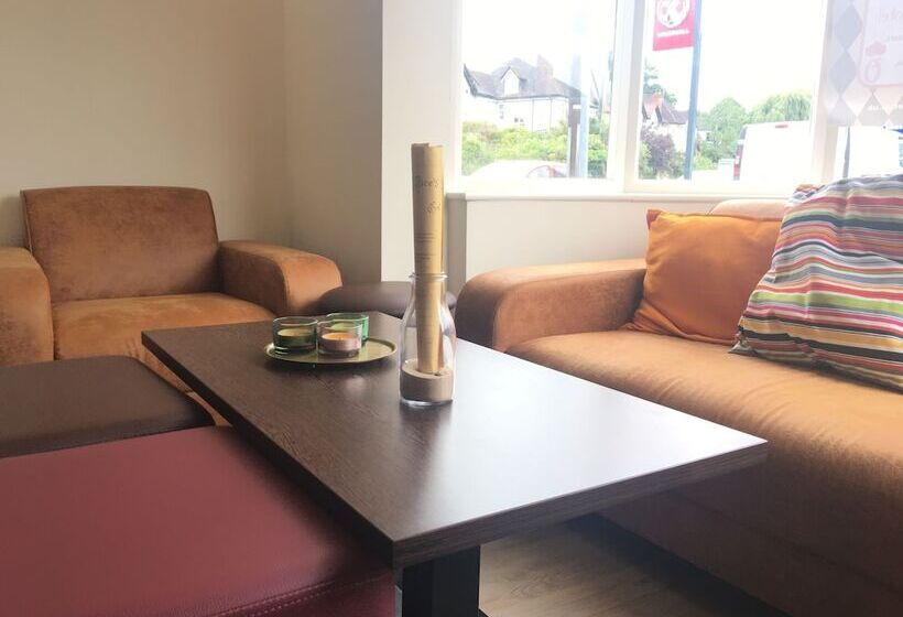 Penny Farthing Hotel & Cottages