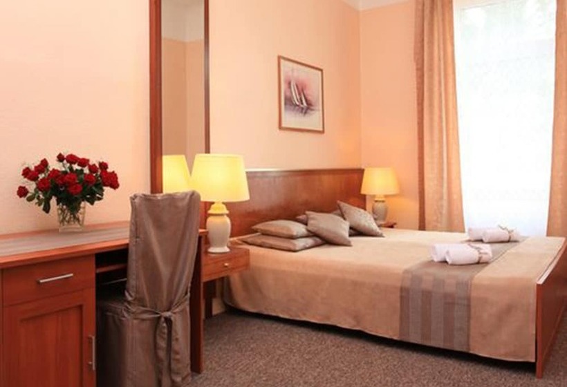 پانسیون Arche