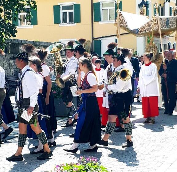 پانسیون Gasthof Zum Rassen