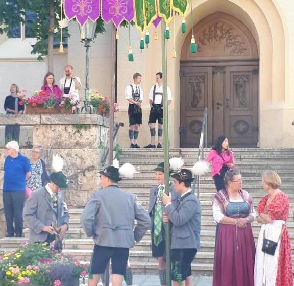 پانسیون Gasthof Zum Rassen