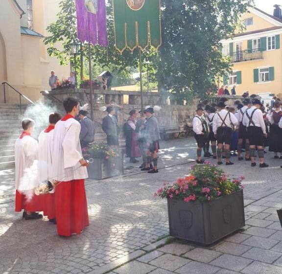 پانسیون Gasthof Zum Rassen