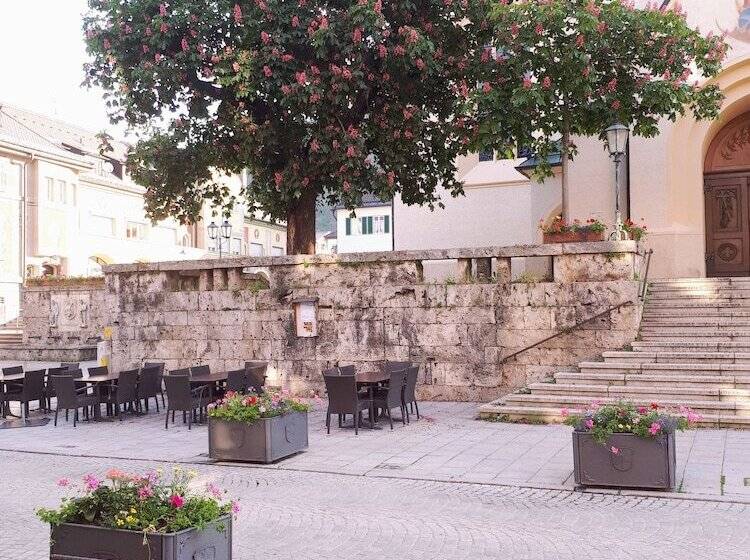 پانسیون Gasthof Zum Rassen