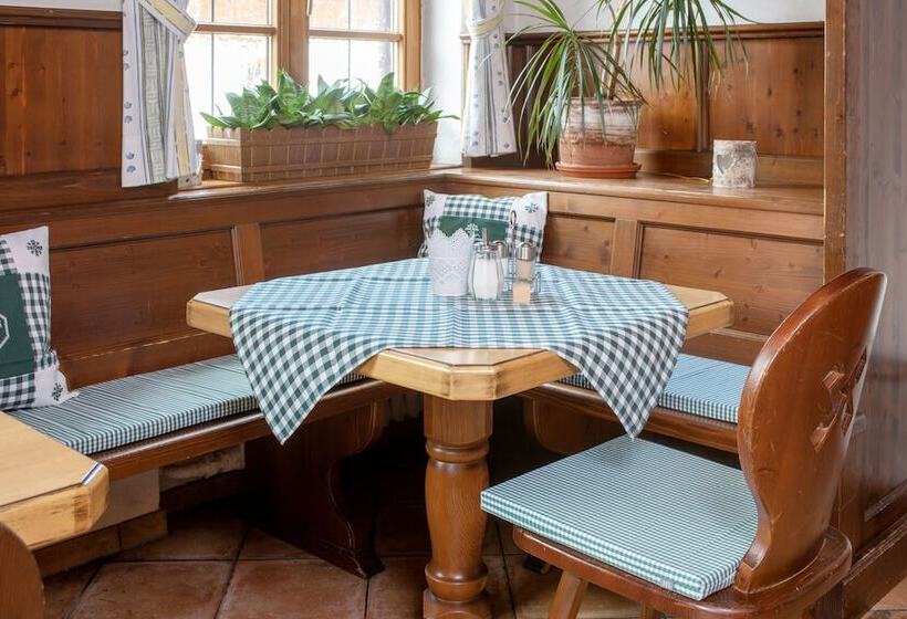 پانسیون Landgasthof Hanselewirt