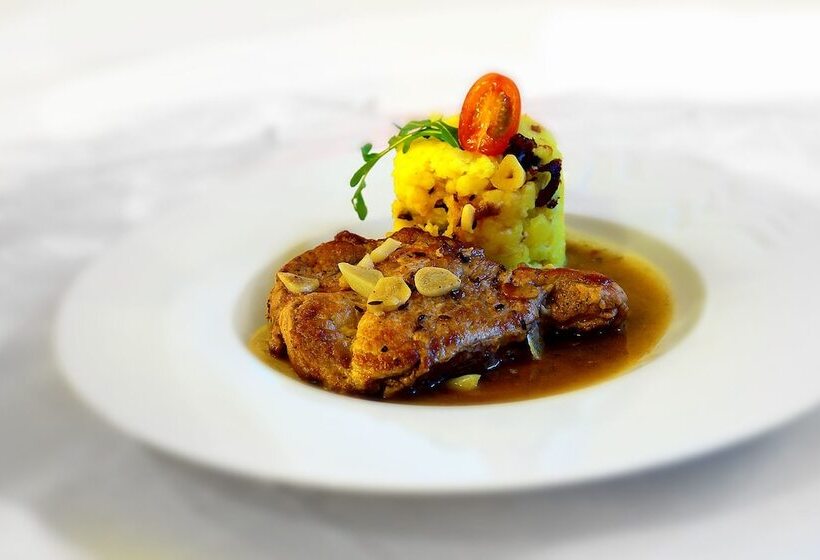 펜션 Mahleruv Penzion Na Hradbach