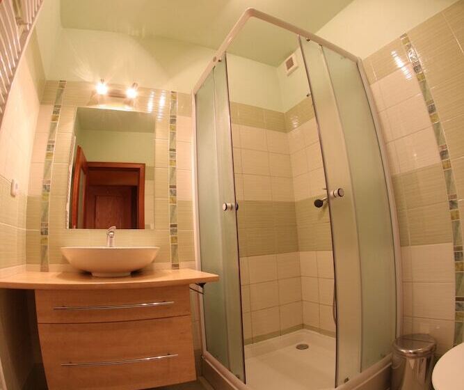 펜션 Mahleruv Penzion Na Hradbach