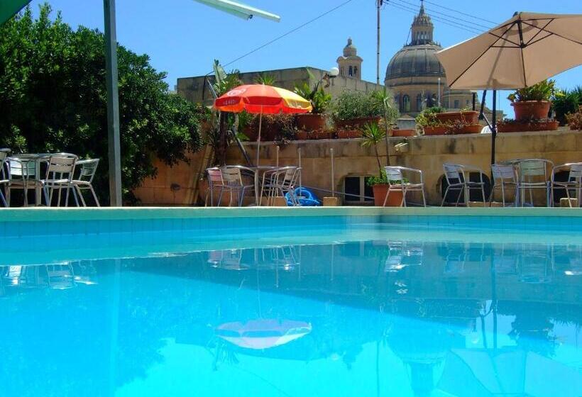 پانسیون Mariblu