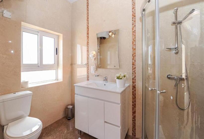 پانسیون Mariblu