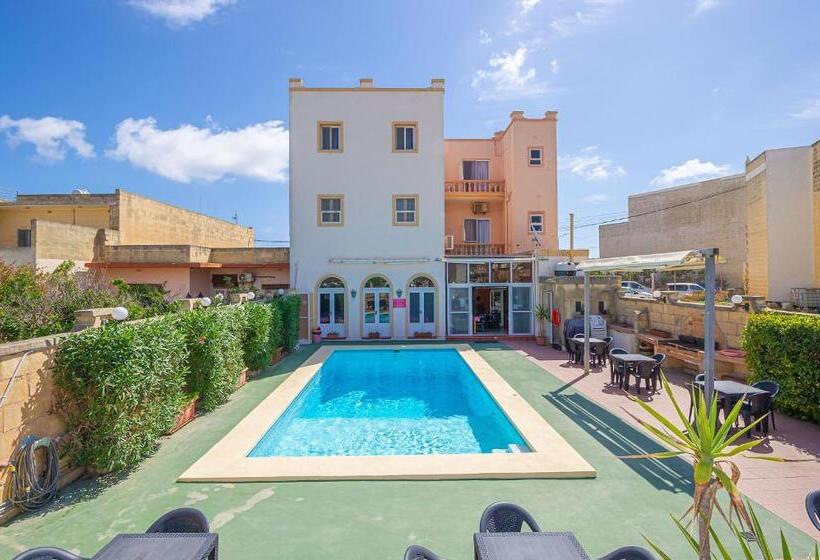 پانسیون Mariblu