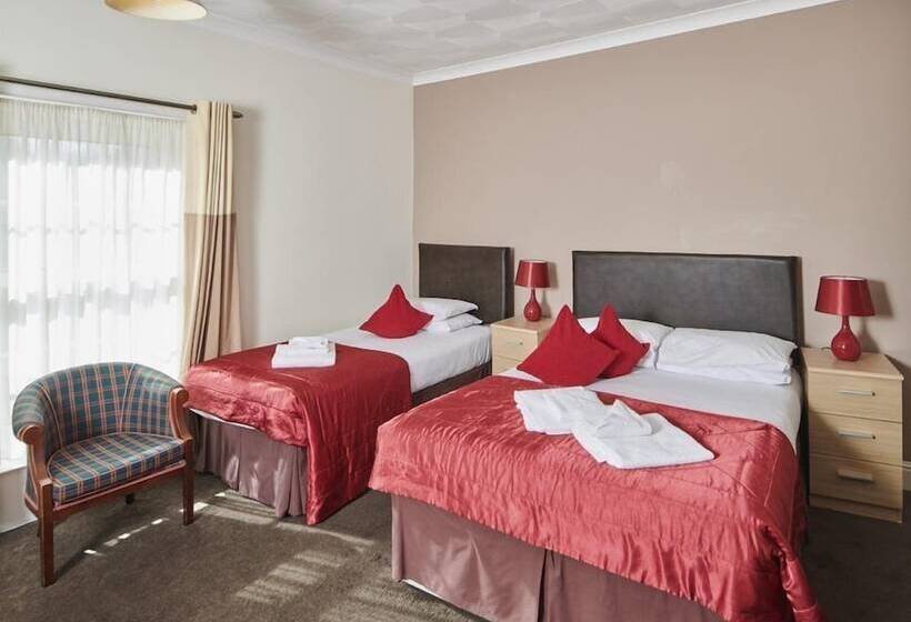 פנסיון Wensum Guest House