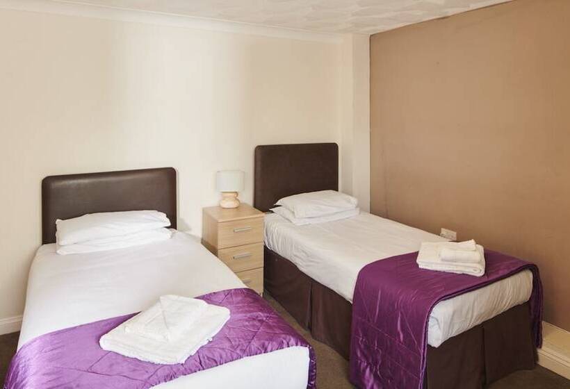 פנסיון Wensum Guest House