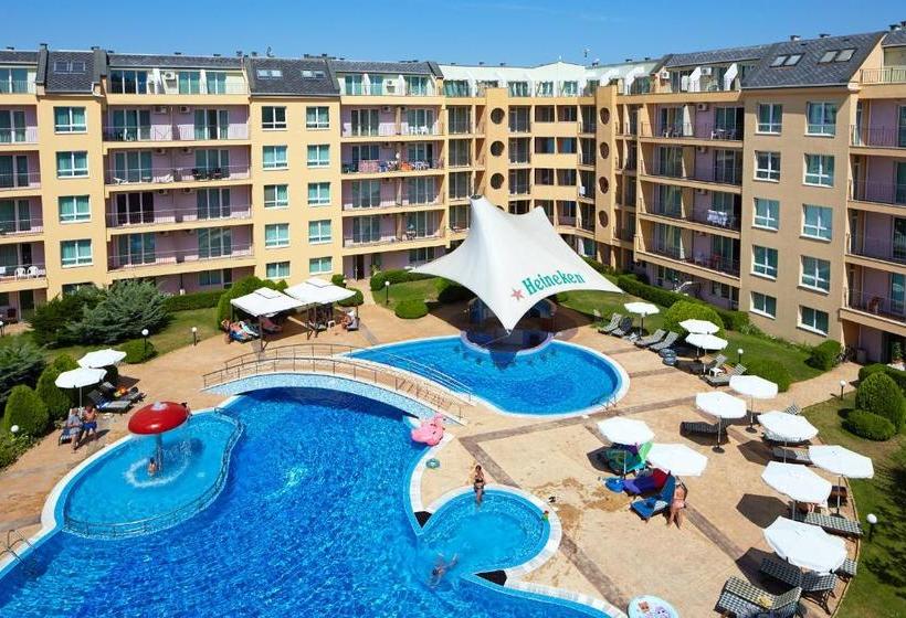 Pollo Resort
