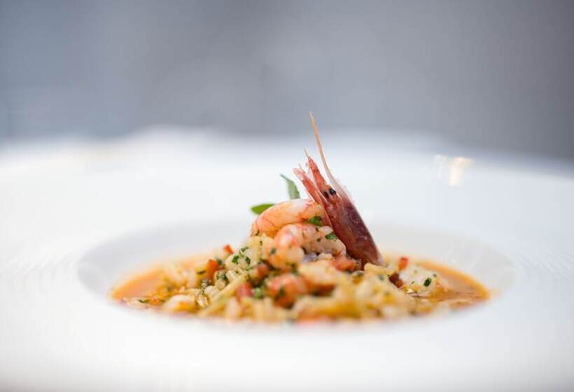 リゾートホテル Shalai