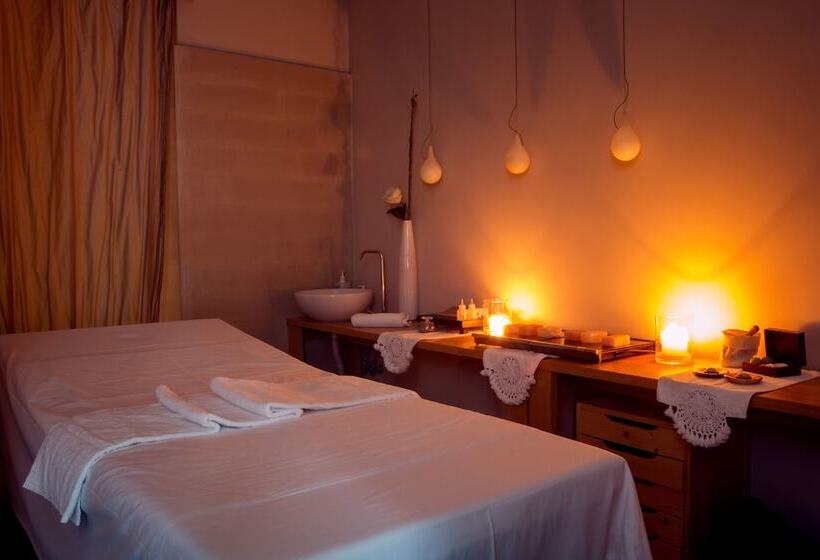 リゾートホテル Shalai