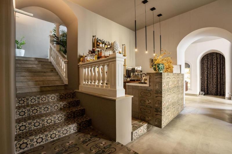 リゾートホテル Shalai