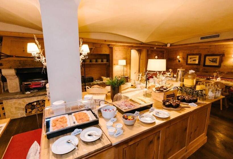 Seven Alpina Boutique