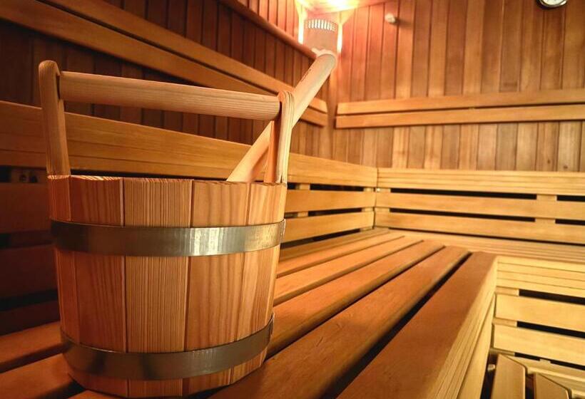 Seven Alpina Boutique