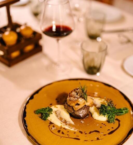 Seven Alpina Boutique